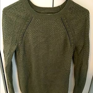 Women’s Green Loft Sweater